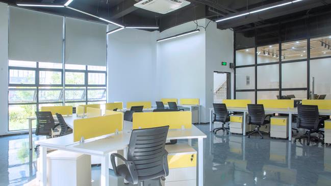 時尚潮流辦公室設計，凸顯年輕人的時尚追求