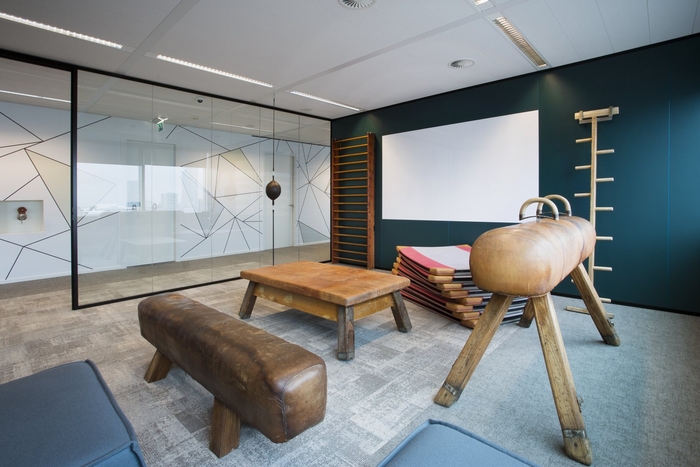 辦公室鋪設地毯時有哪些風水講究？