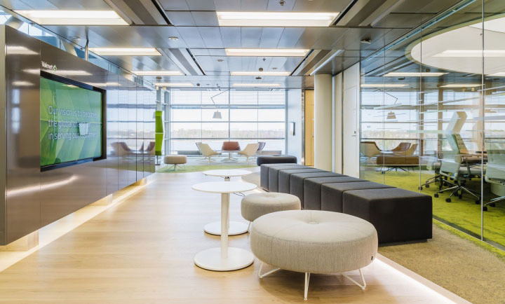 窗戶正對寫字樓過道風水上有什么影響？