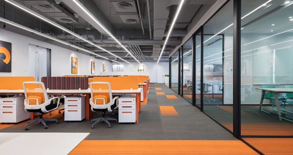 大型的辦公室一般用什么裝飾？